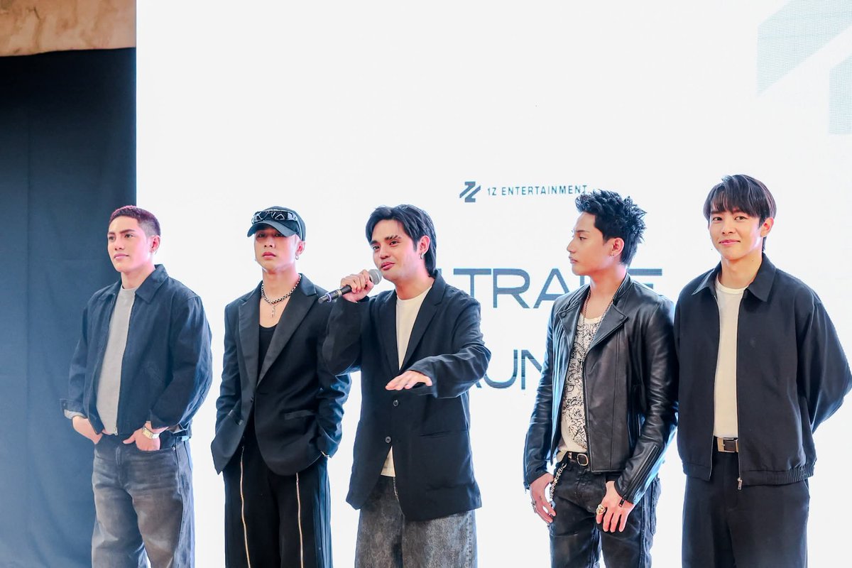 A'Tin 💙 tweet media