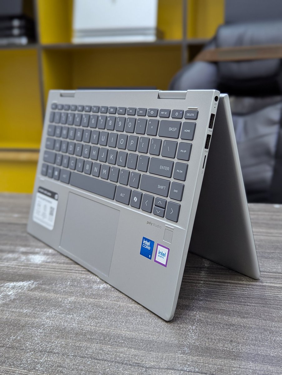 Marketall237's tweet photo. HP Envy 14 2en1
Intel Core 5
12e generation
8go RAM 
51go SSD
Tactile et pliable a 360° https://t.co/tjEHtZsQ2J