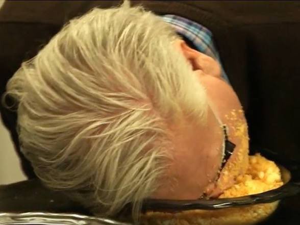 Stratman60 tweet media