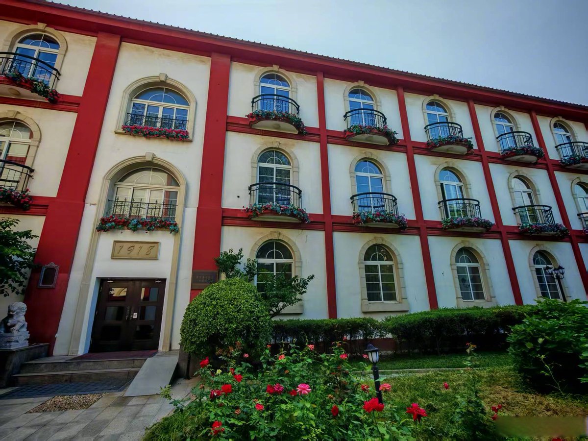 Julia Nancy tweet media