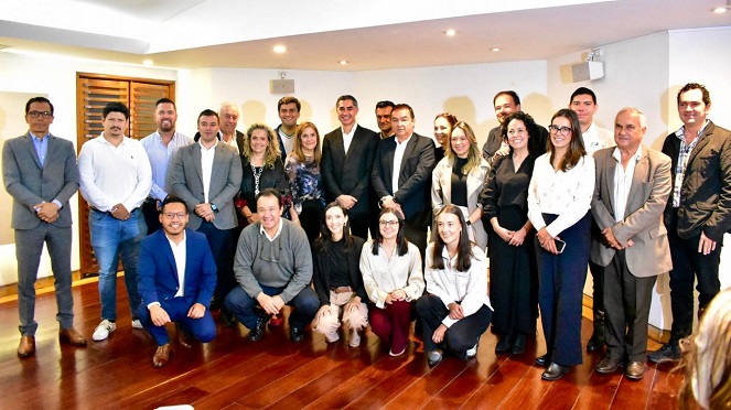 Parlamentarios caldenses prometen trabajar por el departamento

Noticia: tinyurl.com/4rtpxptn

La Secretaría de Planeación de la Gobernación de Caldas lideró el encuentro estratégico ‘Caldas Marca La Ruta: Una Visión de Territorio Para Los Próximos Años’.

<a href="/GoberCaldas/">Gobernación de Caldas</a>