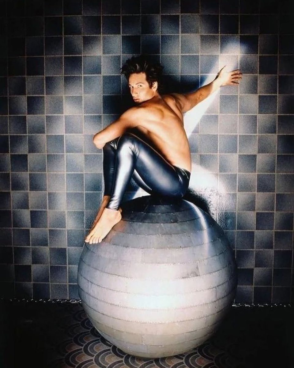 Rogue Fashion tweet media