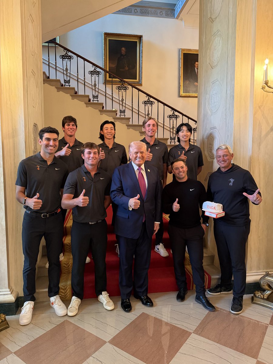 Margo Martin tweet media