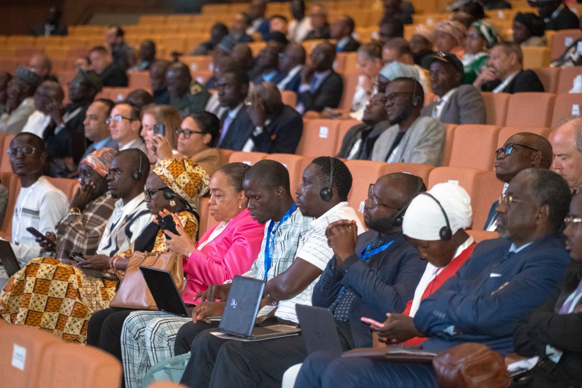ForumDakarInter's tweet photo. Une deuxième plénière consacrée à l’intégration régionale et à la sécurité collective, une thématique essentielle face aux défis transfrontaliers, aux crises sécuritaires et aux ambitions d’unité du continent africain.

#FIDD2026
#Peace
#Security
#Africa
#ForumdeDakar2026 https://t.co/uMEUqE6p0L