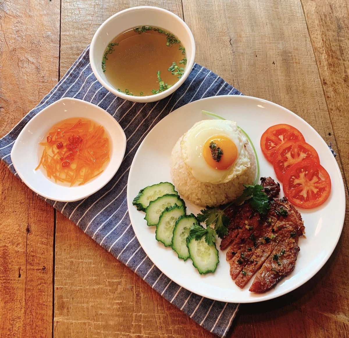 Kan kaew tweet media