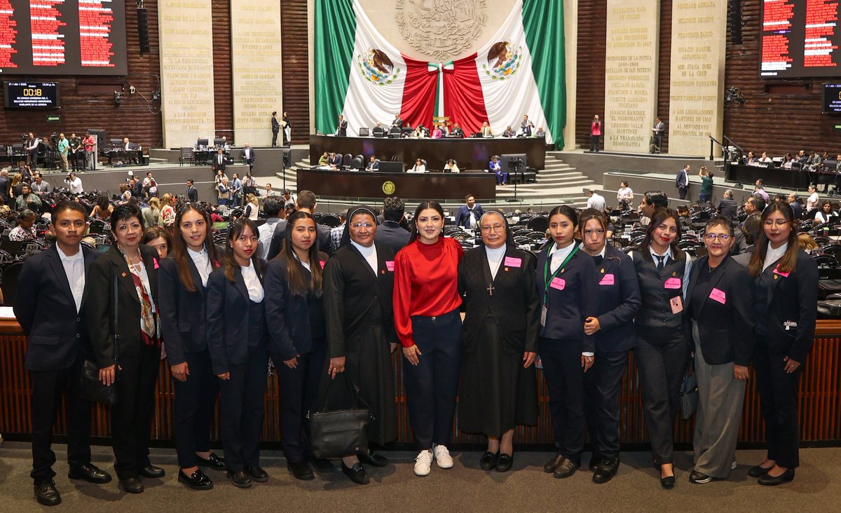 Claudia Rivera Vivanco tweet media