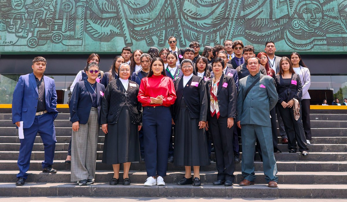 Claudia Rivera Vivanco tweet media