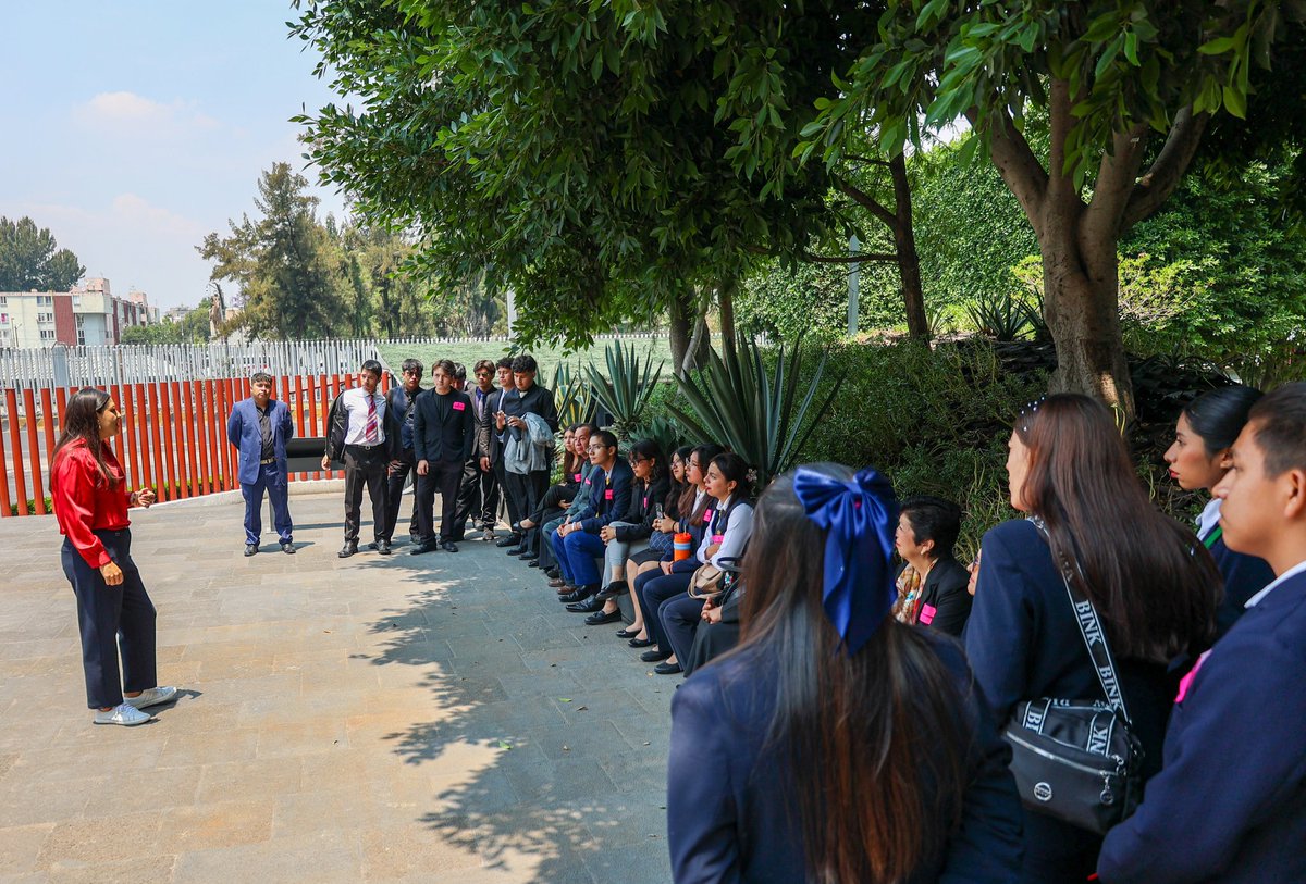 Claudia Rivera Vivanco tweet media