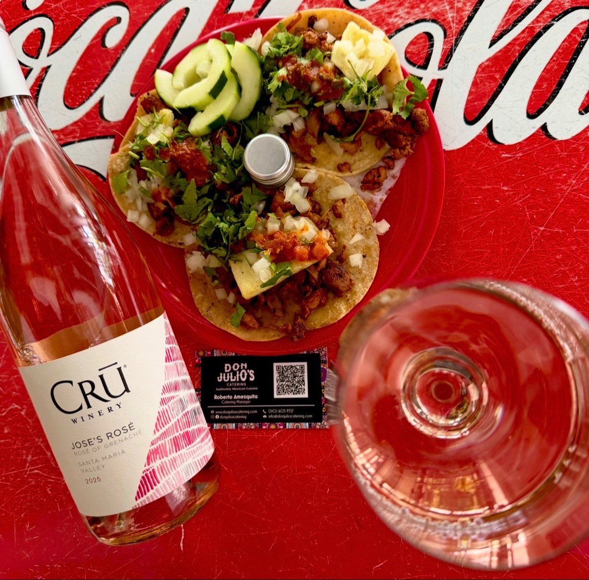 _drazzari's tweet image. #TacoTuesday with this 2025 new release @CruWinery rosé of grenache from the Santa Maria Valley in Santa Barbara County. This one has an aromas of grapefruit, watermelon and bubble gum with flavors of strawberry, lemon peel and sea salt air. Tacos from Don Julio’s Taqueria in UC.
