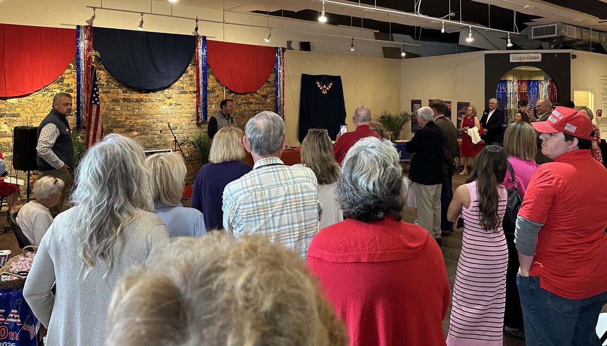 burtjonesforga's tweet image. Always great to be back in Rome, GA! Thanks to the Floyd County GOP for having us at their headquarters opening on Sunday. Perfect way to cap off the weekend! #gapol