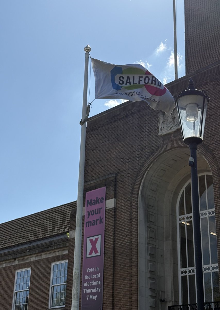 CEOSalfordCVS's tweet image. Whew!! What a day… so proud of my team today, who have visited sites across the length and breadth of our city, celebrating Salford’s centenary and the work of our fabulous #VCSE sector and local #communities 💕

#Salford100 #SalfordCentenary