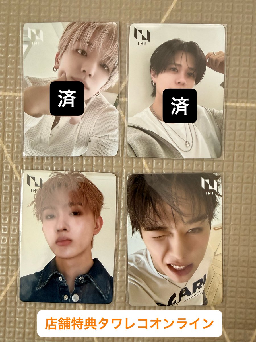 マ  ユ tweet media