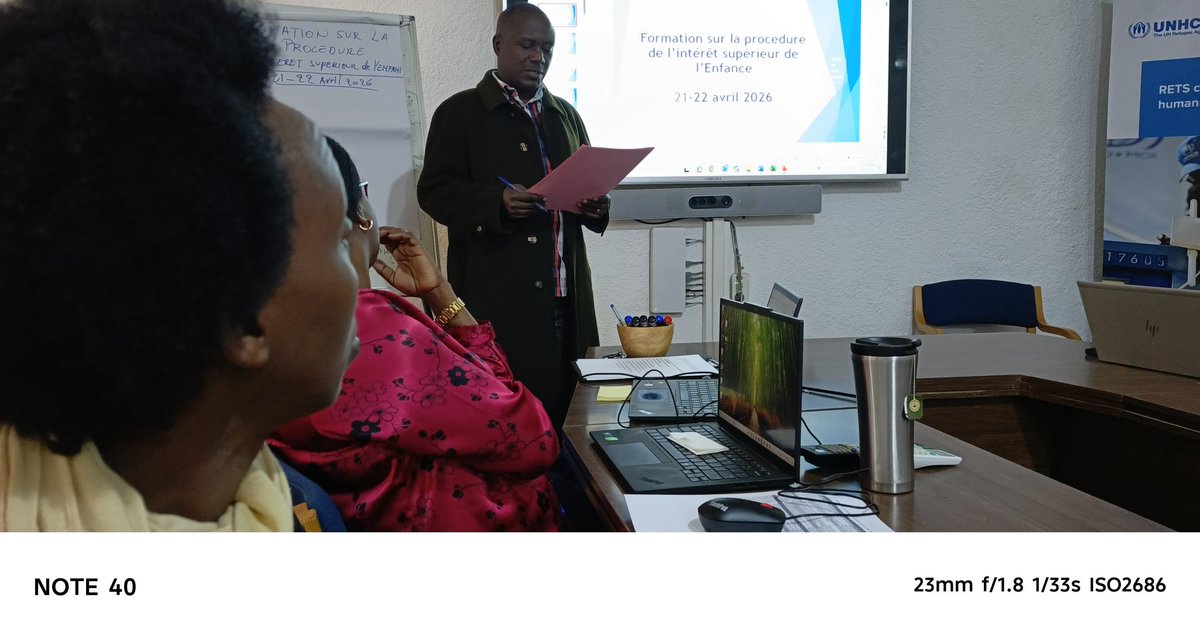 UPHWOBURUNDI's tweet photo. @UPHWOBURUNDI a pris part à une formation organisée par le @UNHCR_Burundi  sur le principe de l’intérêt supérieur de l’enfant. Ceci vise à optimiser nos interventions auprès des enfants réfugiés, afin de garantir leur protection,leur bien-être et leur accès à des services adaptés https://t.co/kA7592Qgy3