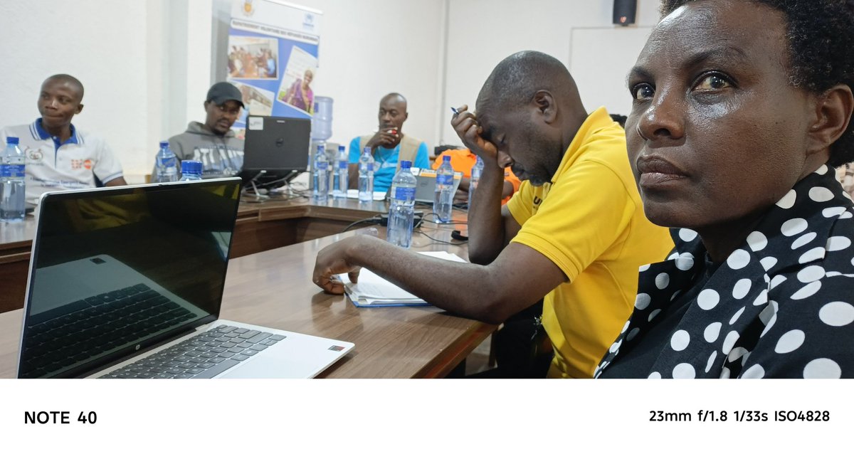 UPHWOBURUNDI's tweet photo. @UPHWOBURUNDI a pris part à une formation organisée par le @UNHCR_Burundi  sur le principe de l’intérêt supérieur de l’enfant. Ceci vise à optimiser nos interventions auprès des enfants réfugiés, afin de garantir leur protection,leur bien-être et leur accès à des services adaptés https://t.co/kA7592Qgy3