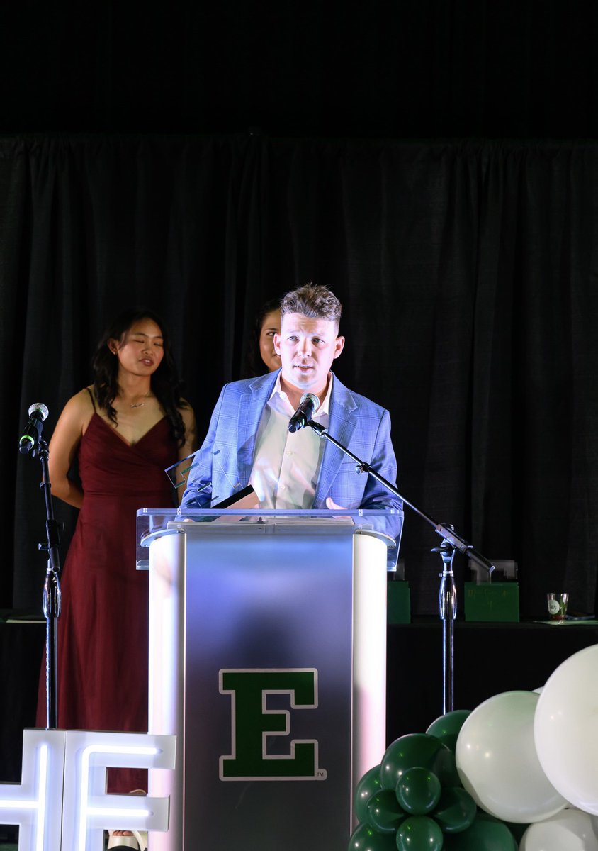 EMU_Baseball's tweet photo. Boys cleaned up at the Ypsi’s!👏

🏆Trevor Beerman: Asst. Coach of the Year
🏆Kevin Krill: Scholar-Athlete of the Year

@BeermanTrevor | @kkrill451 https://t.co/loc8W8B9hp