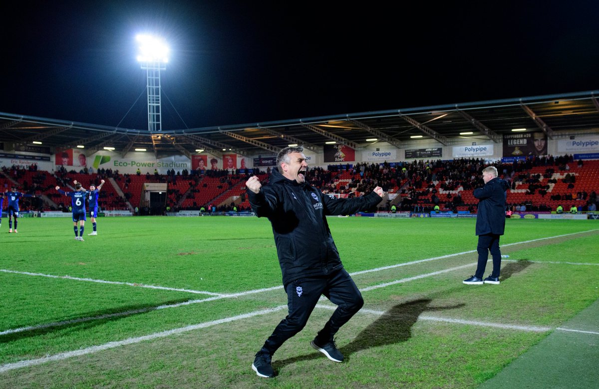 LincolnCity_FC's tweet photo. 💪 SKUBALA AHA! https://t.co/cXbYAhfFzU