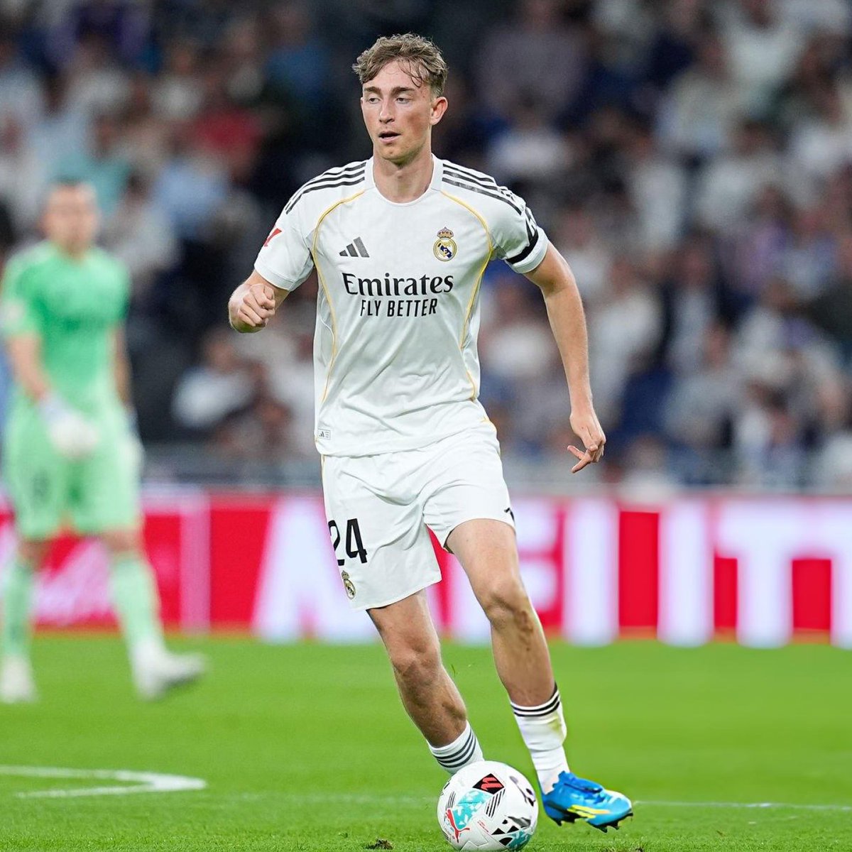 The Touchline | 𝐓 tweet media