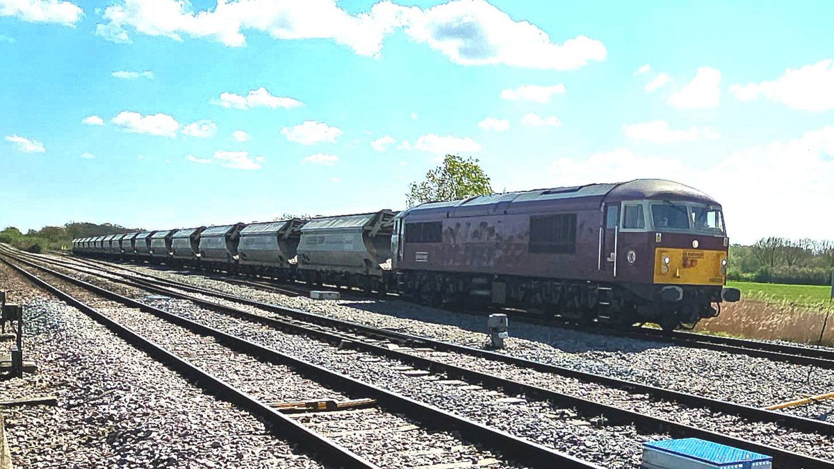 Harrod15S's tweet photo. 69009 'Western Consort' through Haywood Jct this afternoon 21/4/26 working 6E86 Middleton Towers GBRf to Monk Bretton Redfearns #class69 #trains #GBRf #Haywood https://t.co/6FJkMvneWm