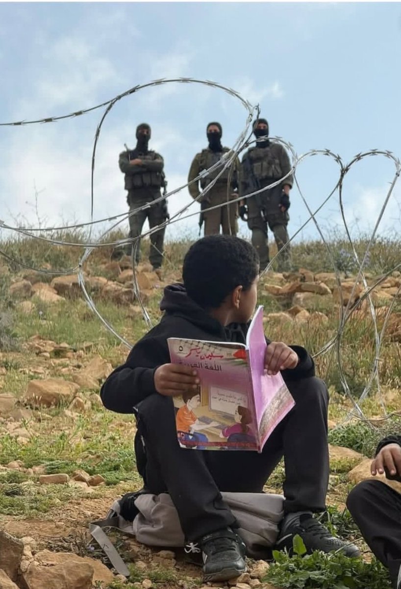 familyhamad1's tweet image. Nothing will change us. We will stay in Palestine. We will continue to teach our children here that there is only one country, and its name is Palestine🍉🇵🇸
#palesti̇ne #gaza #GazaGenocide‌