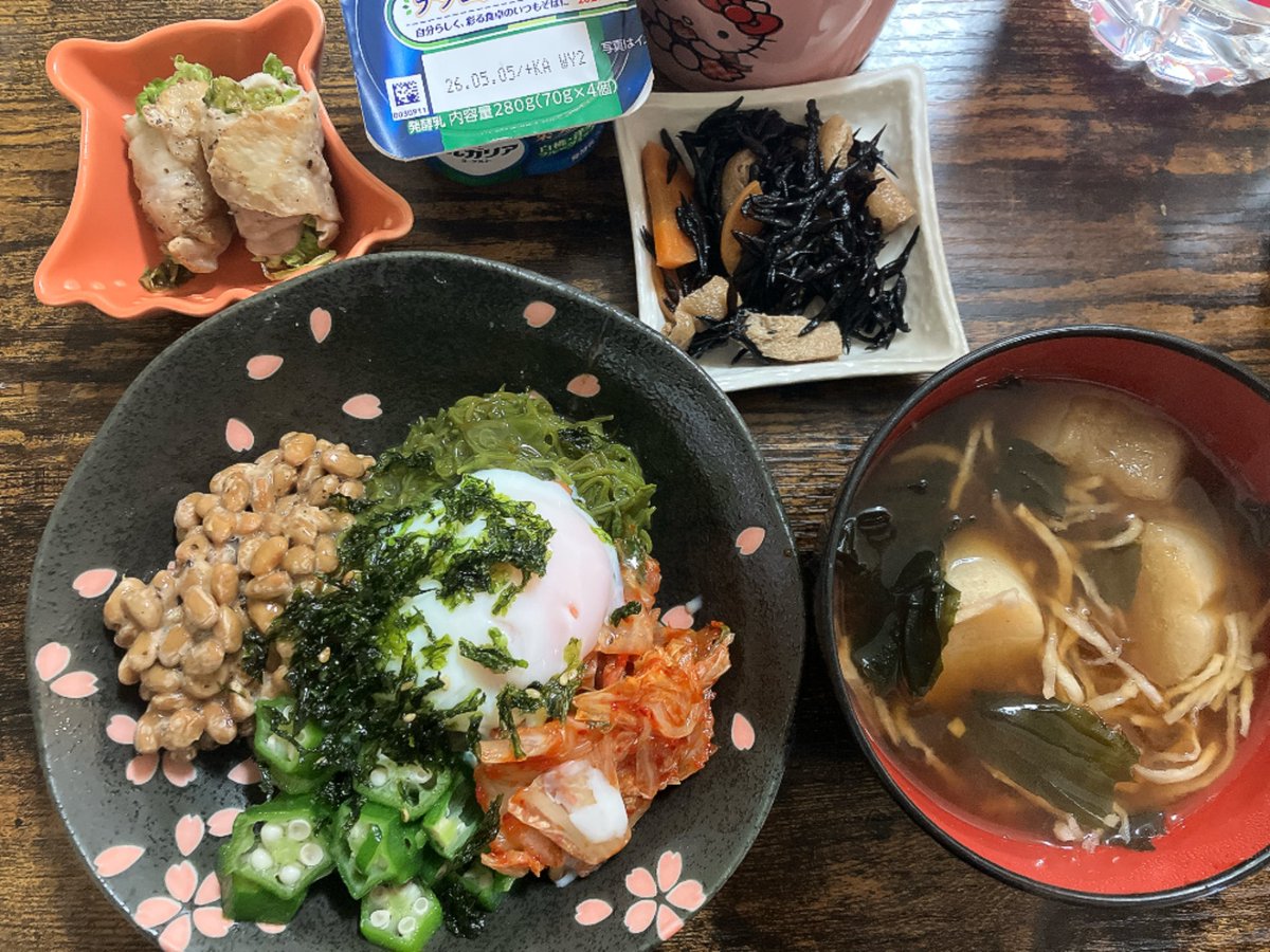 朝（トモ）5/5東3むab tweet media