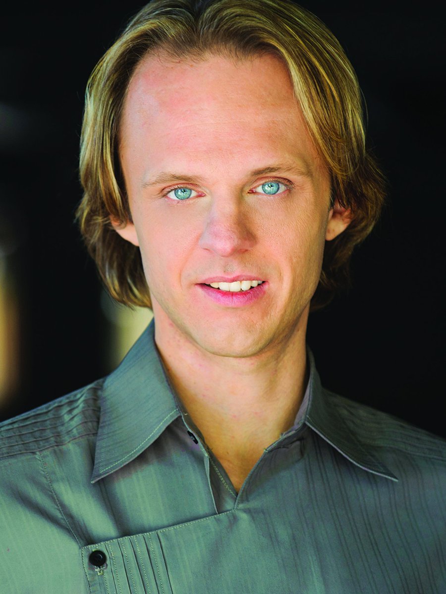 T R U T H P O L E tweet media