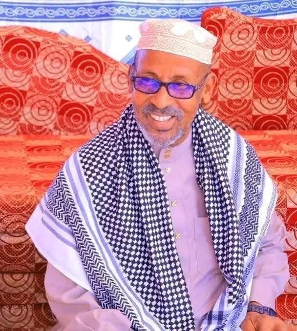 MRDAAASH's tweet photo. إِنَّا لِلّهِ وَإِنَّـا إِلَيْهِ رَاجِعون
Inna Lillahi Wa Inna Ilayhi Rajicuun

Waxan halkan tacsi uga dirayaa allah ha unaxaristee Shiikhul baladkii Degmada Abudwak.
Marxuum Awoowe Sh Daaud Xirsi Siyaad oo Caawa ku geeriyooday Degmada Abudwak.  

Waxan allah uga baryayaa naxariistii janno inuu ku abaal mariyo qabrigana uwaasiciyo familka iyo qarabadana samir kaamil ahna siiyo.