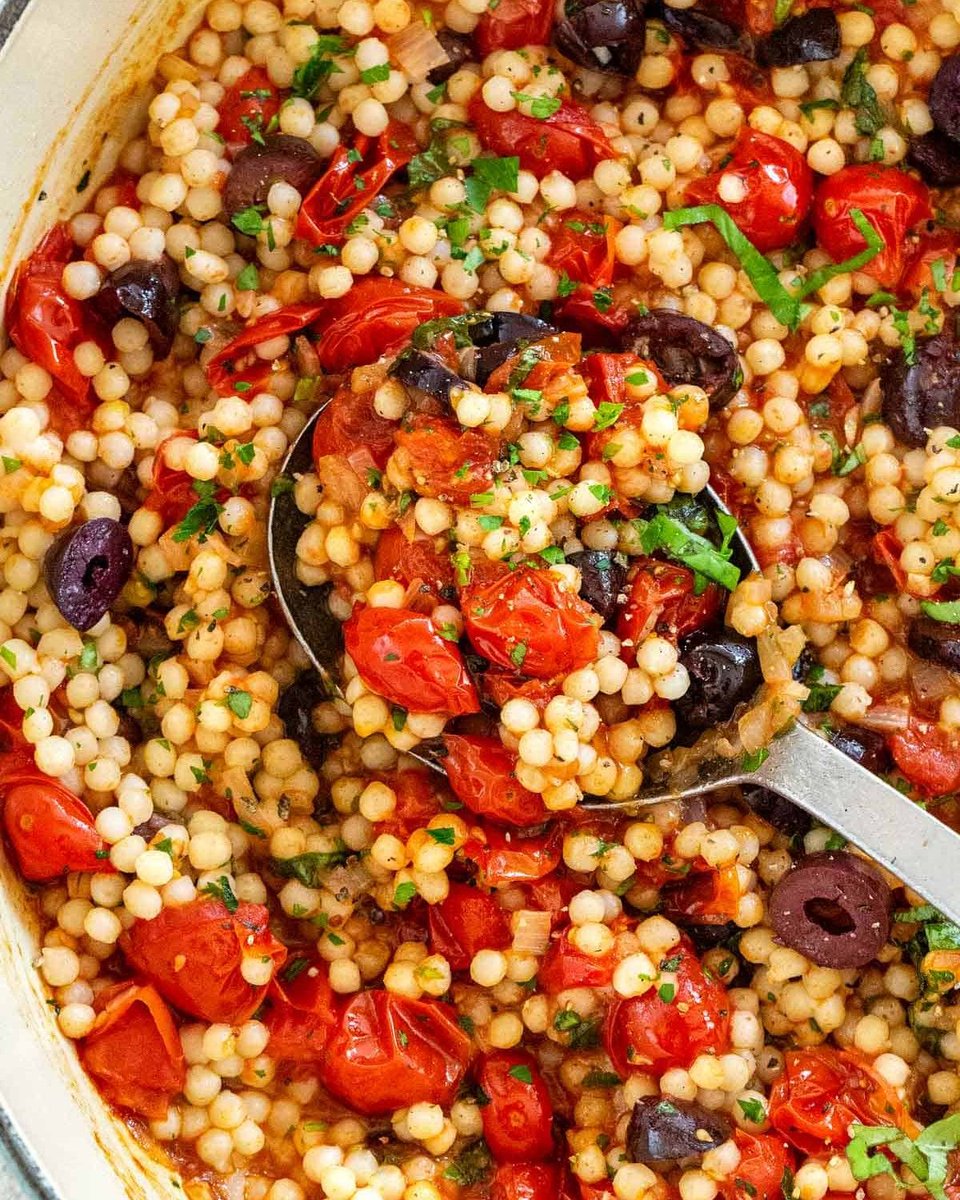 Jessica_Gavin's tweet image. Looking for a twist on traditional #couscous? Our Israeli couscous is sure to impress with its rich blend of fresh #tomato sauce and briny #olives. #recipe: jessicagavin.com/israeli-cousco…

#IsraeliCouscous #CouscousLover #IsraeliFood #SpringFlavors #SpringInspiration