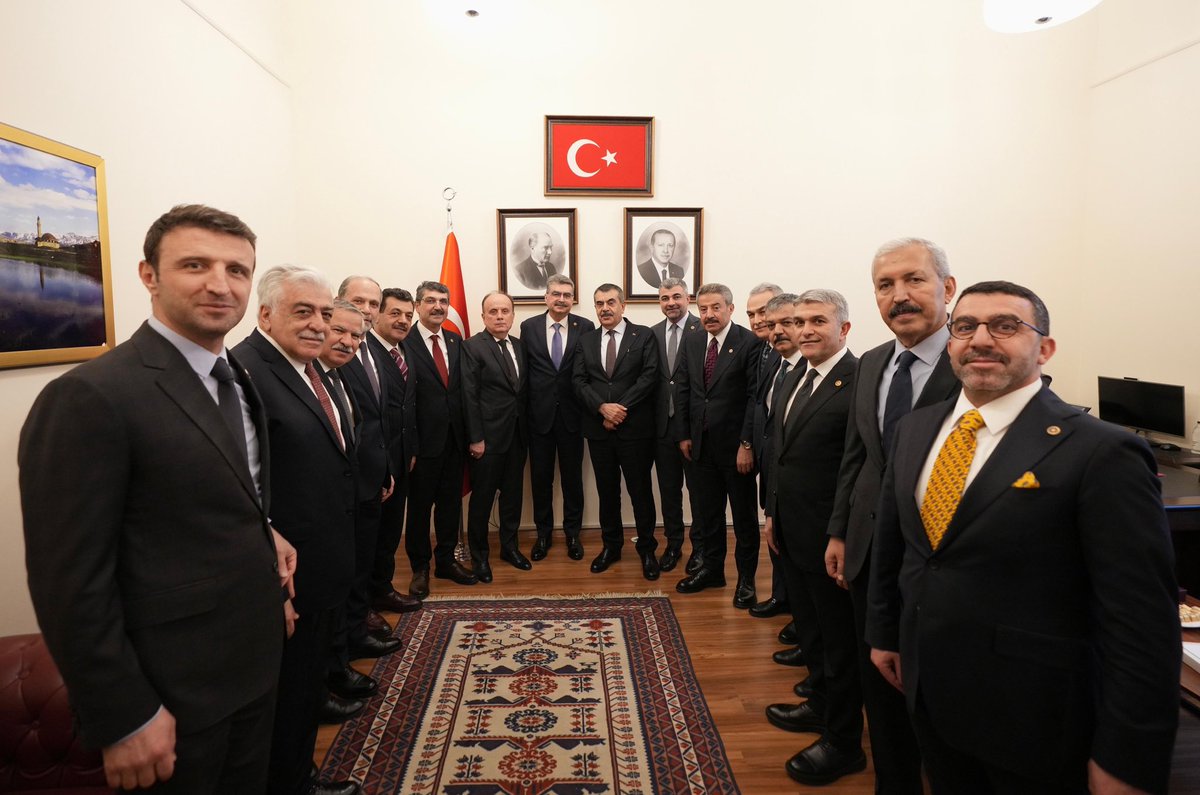 Orhan Erdem tweet media