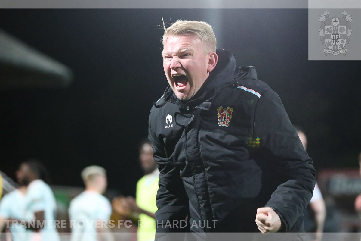 richardault83's tweet image. What a night! #SWA were incredible again (as usual) 🤍