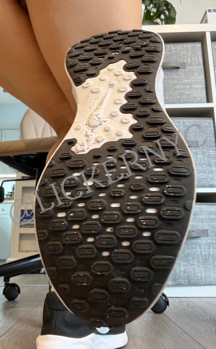 The Shoe Pig 👠🐷 tweet media