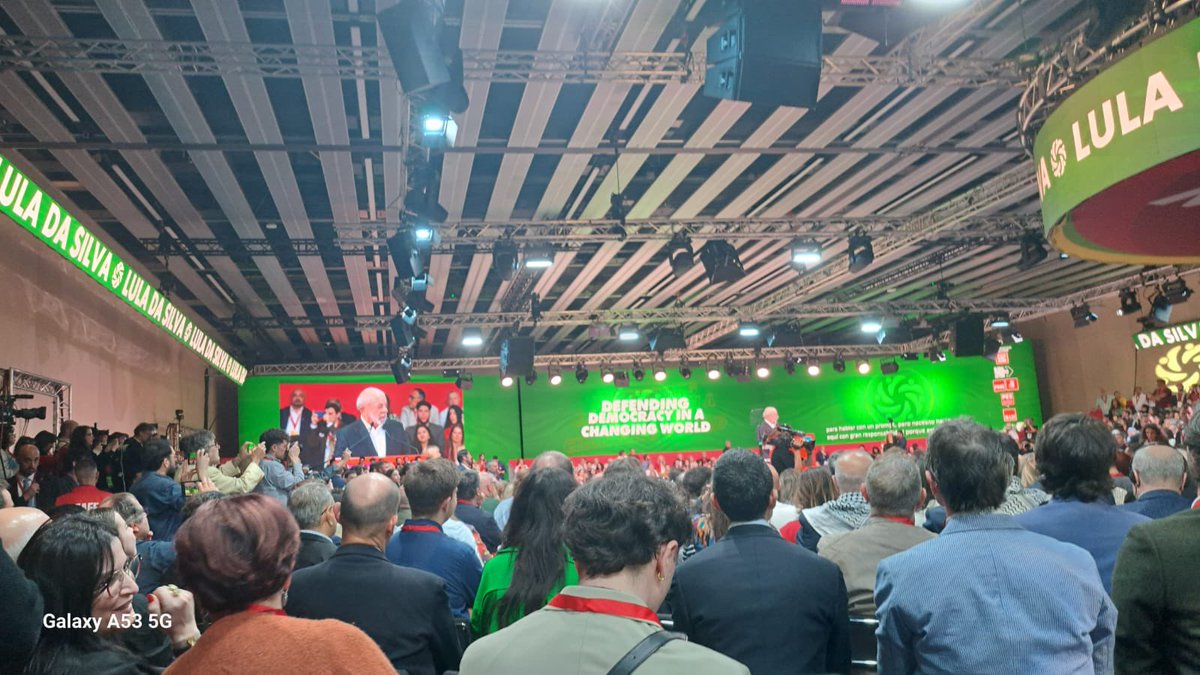 SolidariosABC's tweet photo. Nuestra Directora Zully Pinchi 🇵🇪 , asistió al importante evento internacional @GPMobilisation en la ciudad de Barcelona, España 🇪🇸 donde se debatieron y desarrollaron temas de coyuntura política muy importantes, lo más trascendental fue la voz unísona de los líderes #noalaguerra https://t.co/bNzIb4c3j4