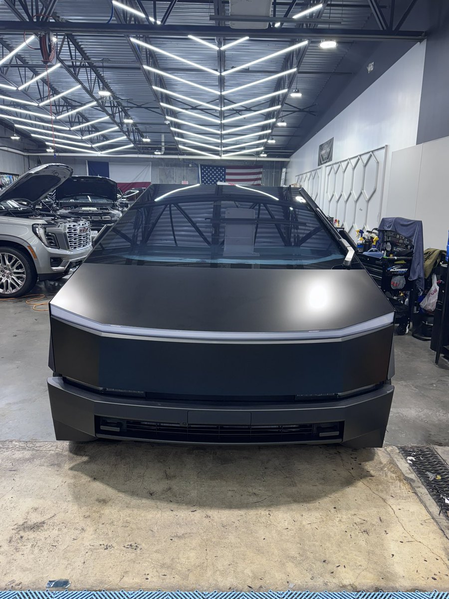 TeslaTravels tweet media