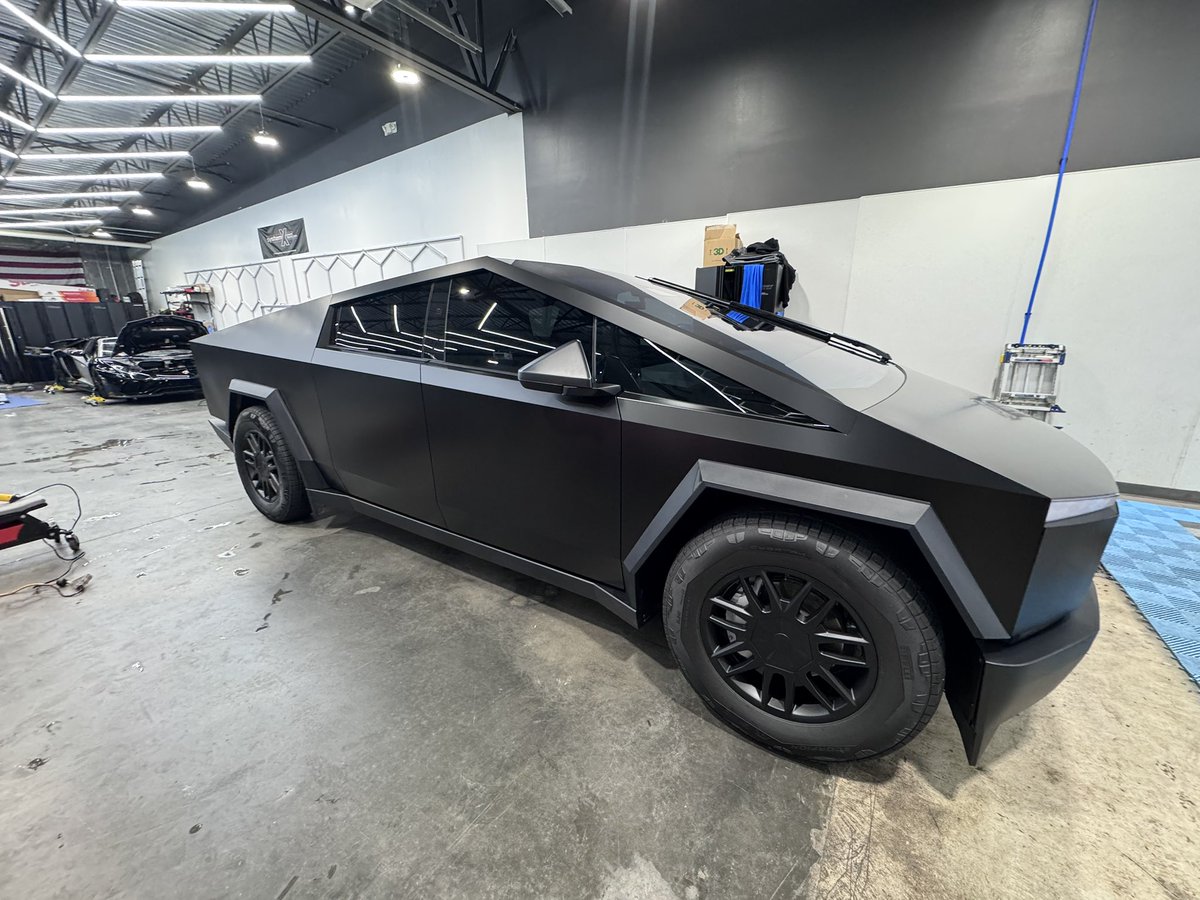 TeslaTravels tweet media