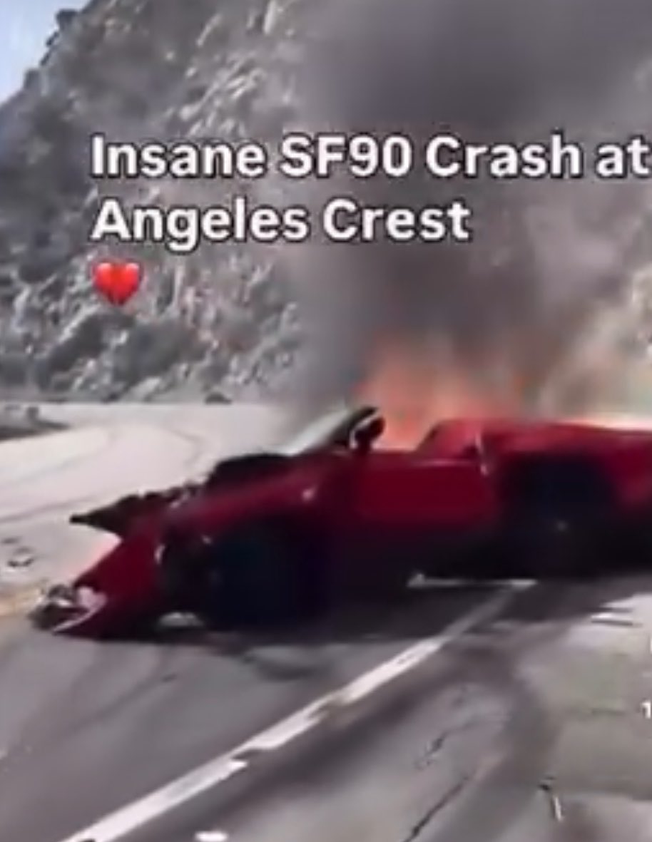 ContextAndReplies tweet media