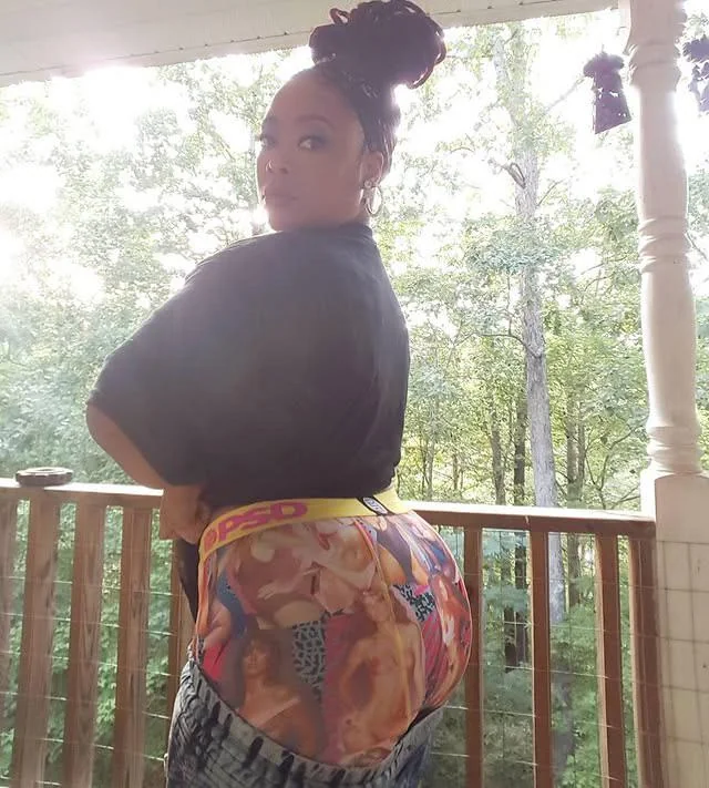 Hits Junkie tweet media