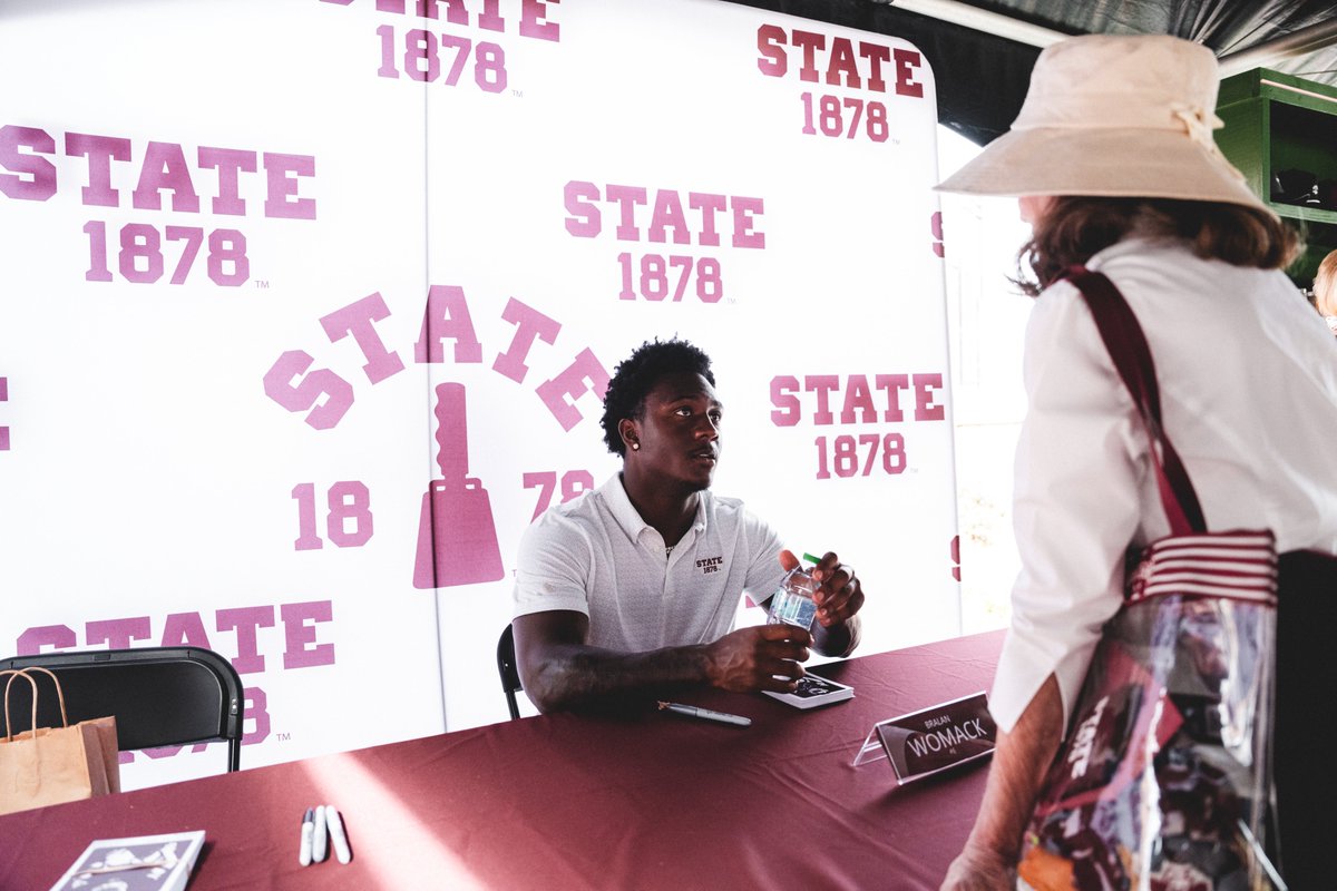 State_1878's tweet photo. State 1878 Members — this one’s for you.

An exclusive tailgate experience is waiting for Super Bulldog Weekend!

📍 Diamond Dawg Alley
📅 Friday (3:30–6 PM) | Saturday (4–6:30 PM)

Full Event Info &amp; To RSVP ⤵️
https://t.co/kTgEEuqohi https://t.co/10d8iFw0g5
