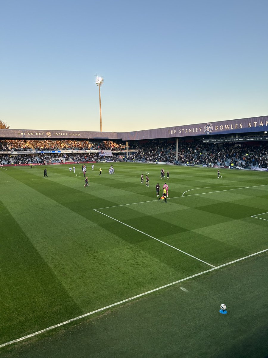 Rhys_Robs's tweet photo. 3pts on the road, cheers drive🍻🦢#swans https://t.co/SW8dRBLbw6
