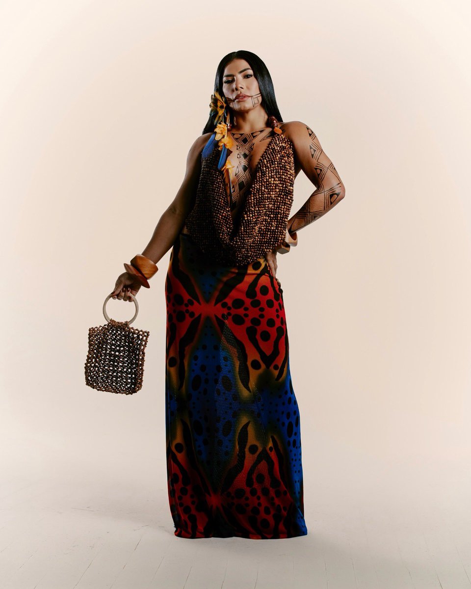 comentxna's tweet photo. MARCIELE MUNDURUKU https://t.co/wg7OmTimow