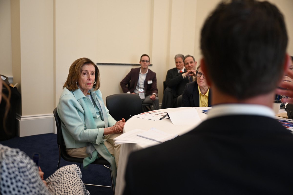 Nancy Pelosi tweet media