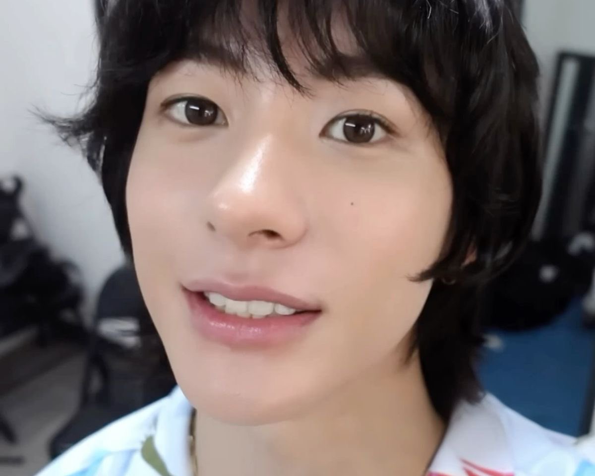 Girlboy anton tweet media