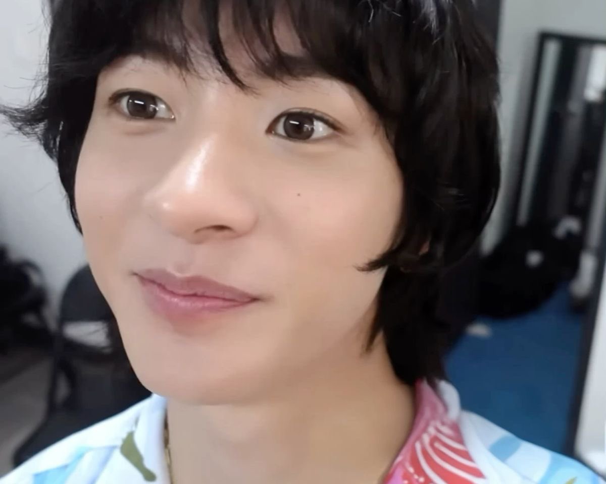 Girlboy anton tweet media