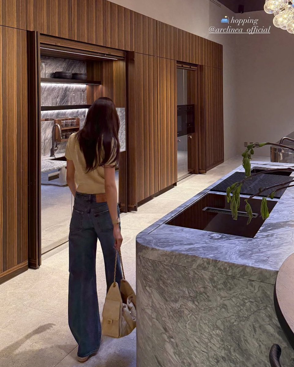 LalinaLena Br Official 🇧🇷 tweet media