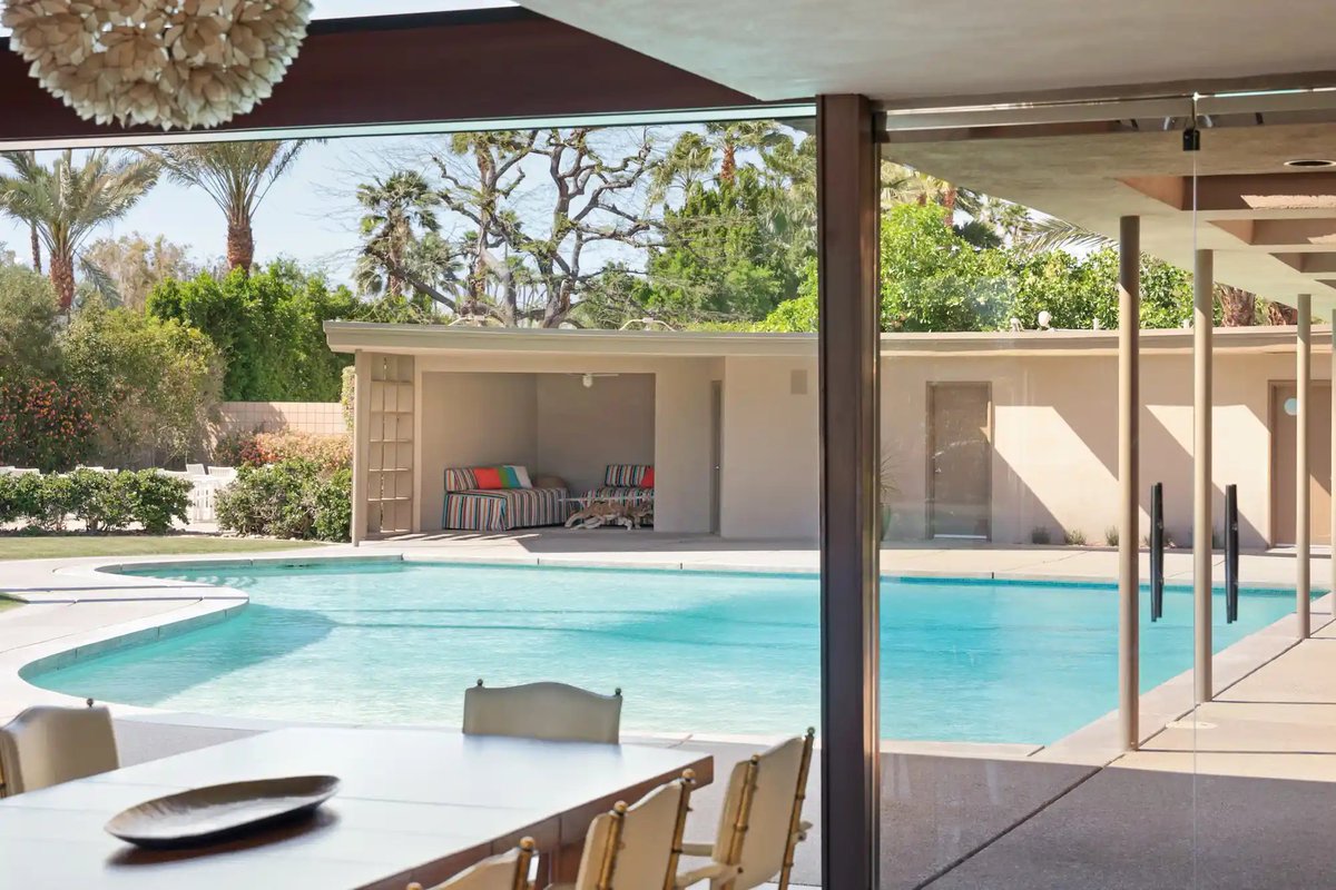 Modernism Week tweet media
