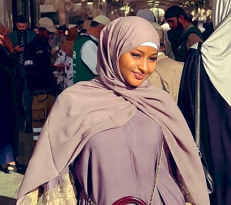 Rukeeyeh tweet media