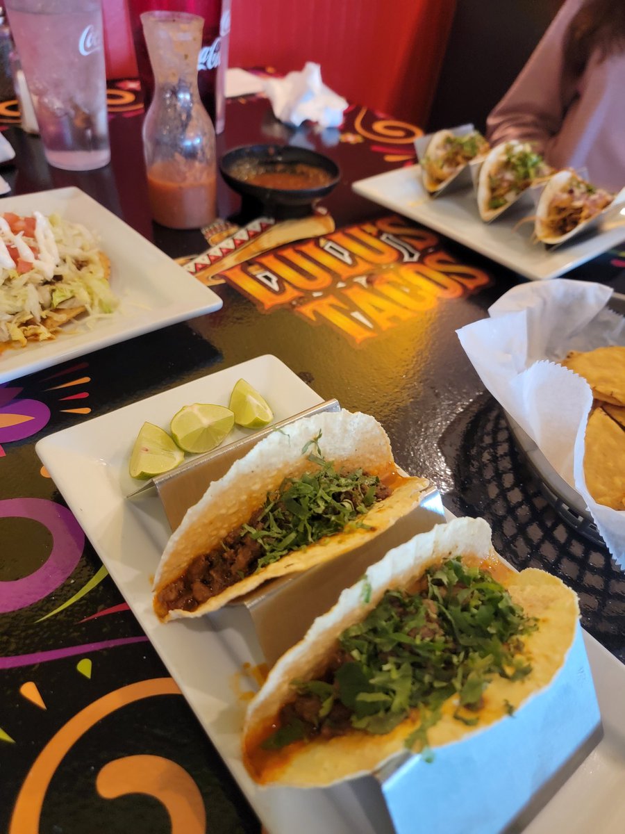 win_mint1's tweet image. This picture got me a free @micros from @NftswithDiz  #iykyk
discord.gg/CSBcVhqxF
#winning