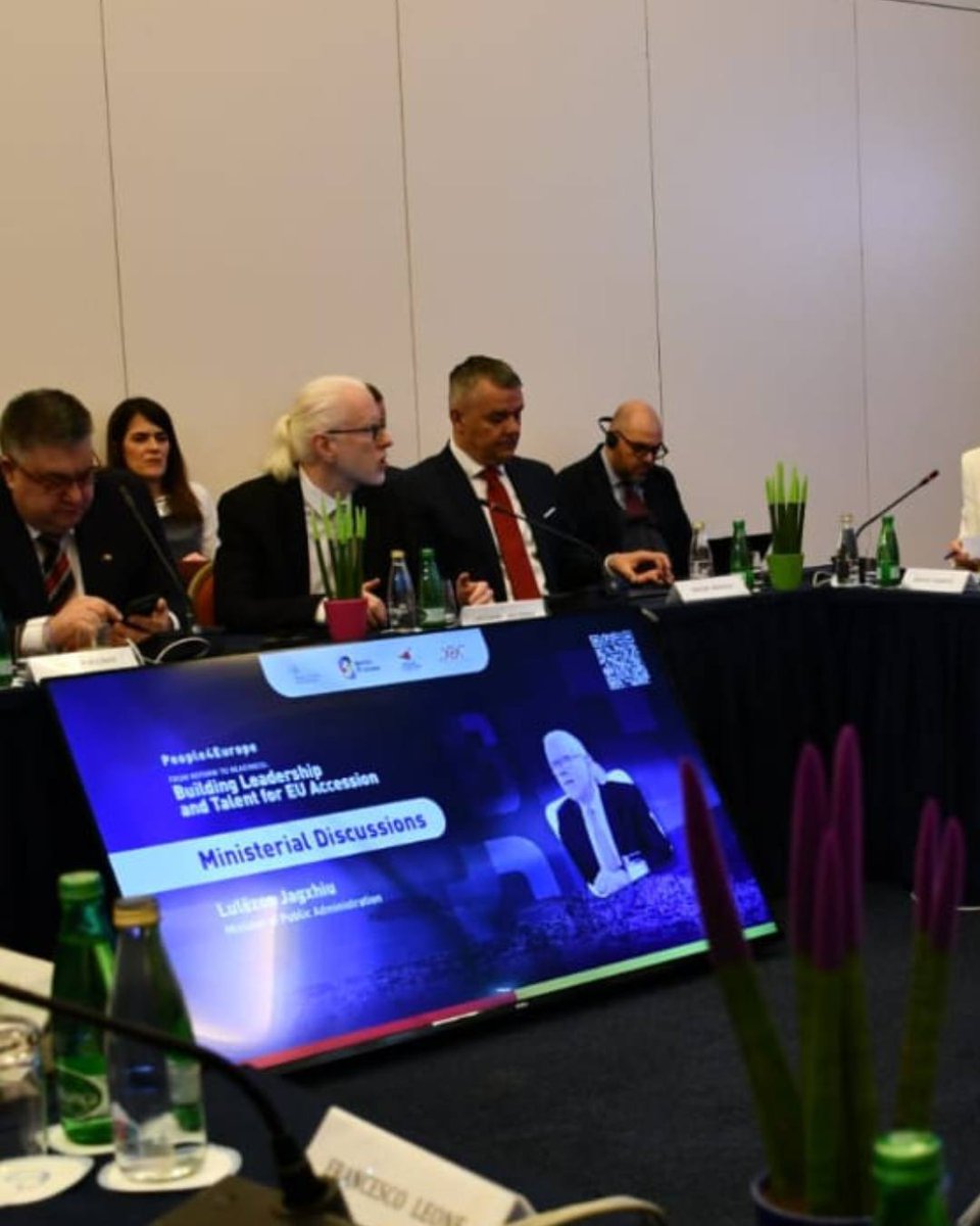 lulezon's tweet photo. At the Berlin Process ministerial on Public Administration in Budva. Discussed reforms for EU integration, public administration progress, digitalization, and eKosova (320+ e-services; eKosova 2.0 underway). People and leadership, key to an efficient EU-aligned administration. https://t.co/Jlu8JTShVg