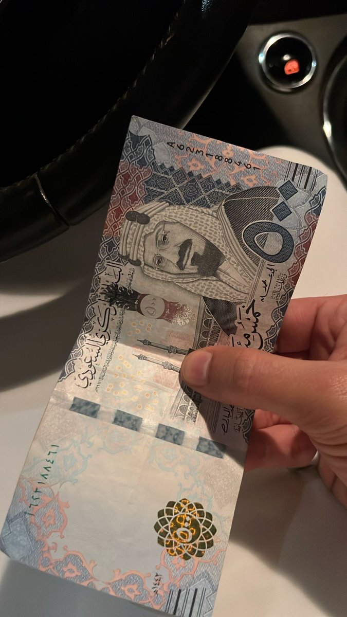 Dennis Johnson tweet media