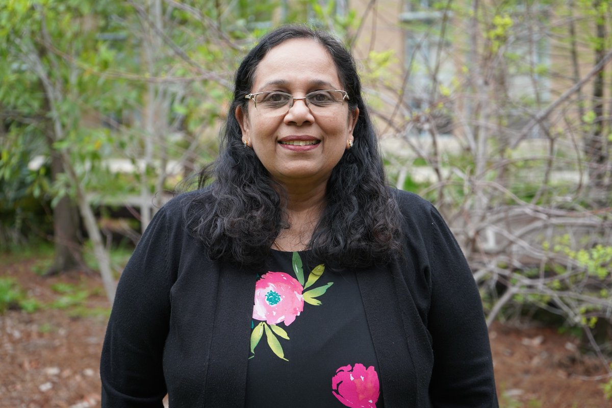 TulaneSSE's tweet photo. Congratulations to this year’s deserving recipient of the Barbara E. Moely Service Learning Teaching Award, Dr. Meena Vijayaraghavan!

This award is presented annually to a professor who embraces Dr. Moely's dedication to bringing classrooms to life though engaged partnerships. https://t.co/86tiWE0CW2