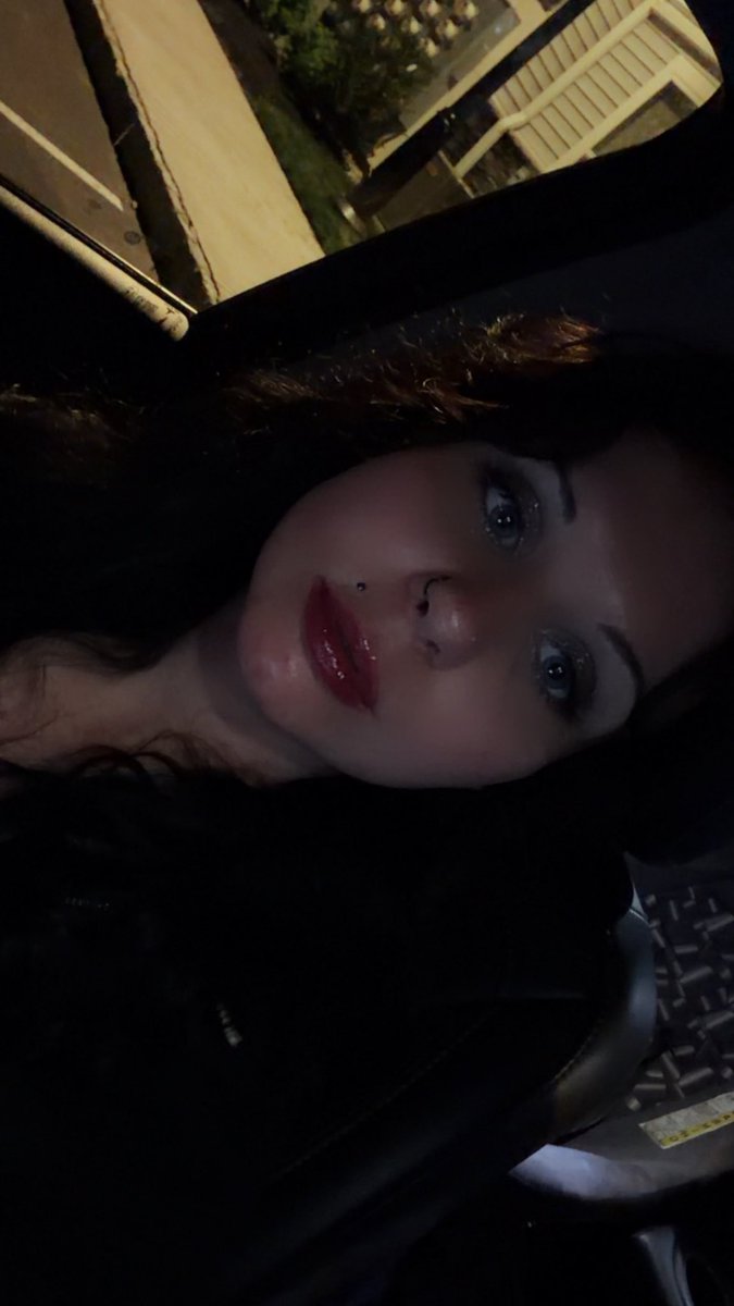 Lily Mae 🌙🖤 tweet media