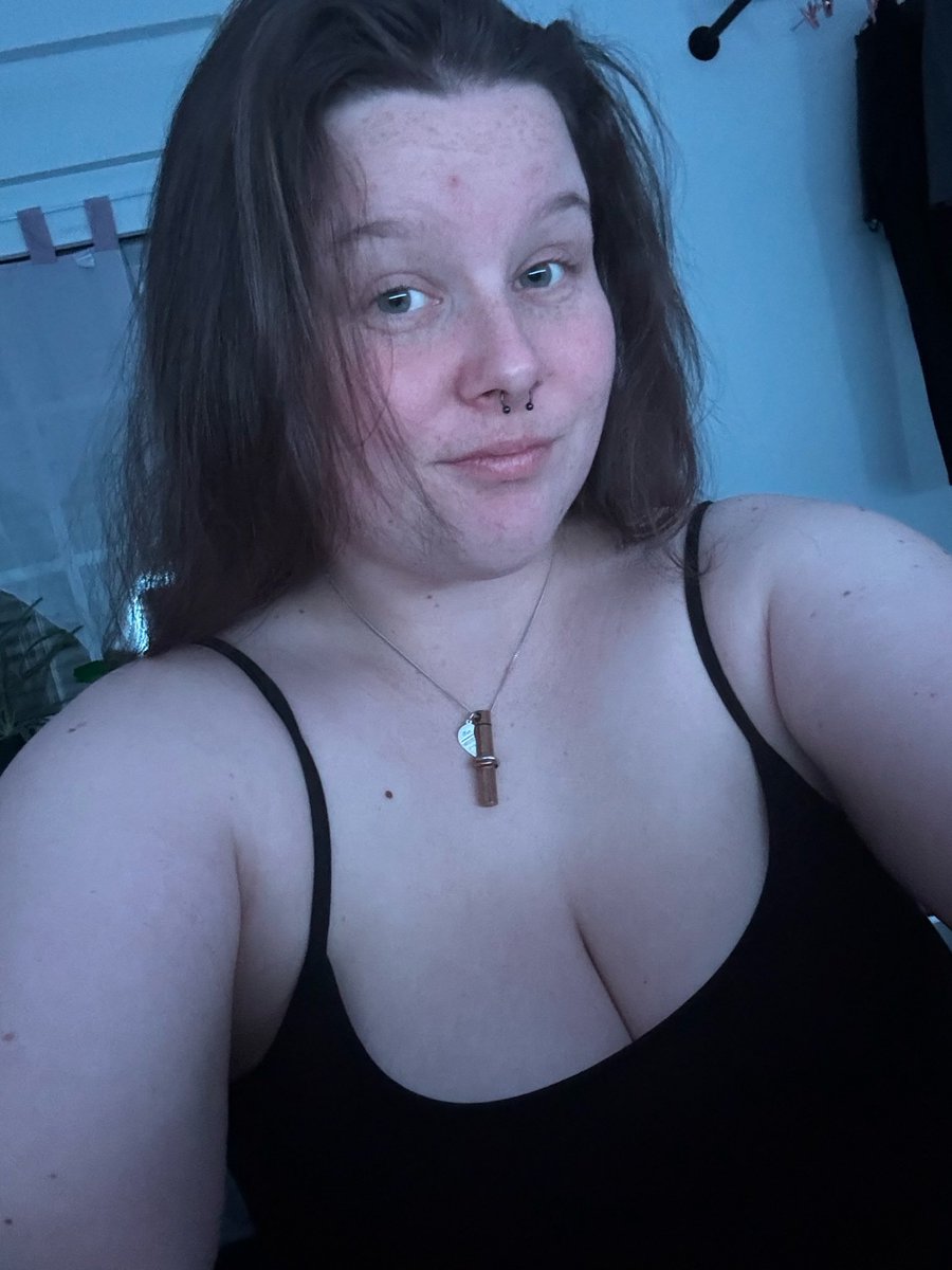 maddy m🤍 tweet media